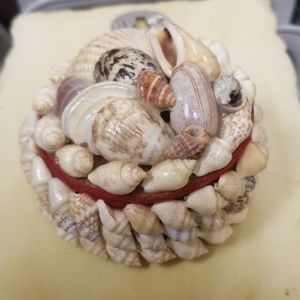 Vintage jewelry box hand made sea shells jewelry